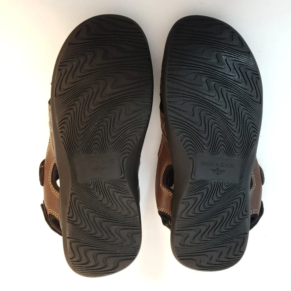 Dockers Mens Brown Newpage River Sandals Shoes SZ 10M Faux Leather Strappy